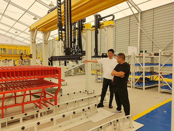 General Manager Gao Jianming is highly responsible for personally visiting Yantai Jutong, a supplier of supporting equipment, for clients